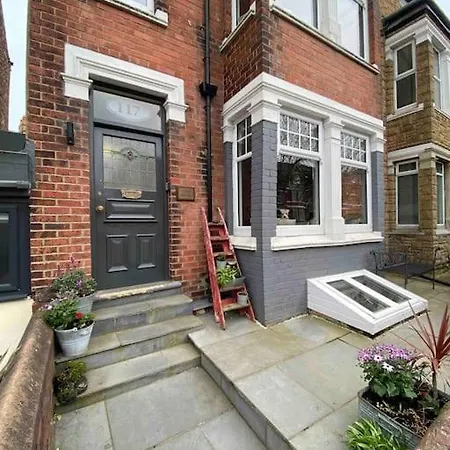 Vere House, 2, Spacious & Great Location