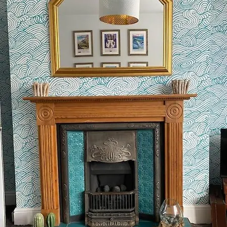 Vere House, 2, Spacious&great Location