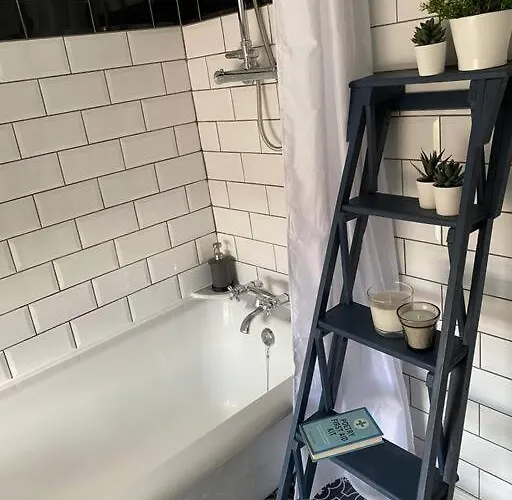 アパート Vere House, 2, Spacious & Great Location