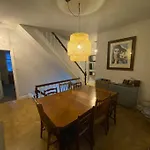 Vere House, 2, Spacious & Great Location Scarborough