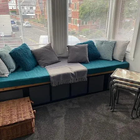 Vere House, 2, Spacious & Great Location Scarborough